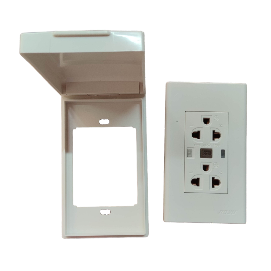 Royu GFCI outlet 20A 220V white power socket with protective cover and dual universal plug ports