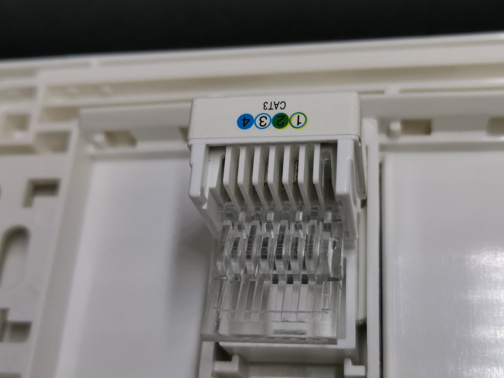 Royu 1 gang telephone outlet white modular RJ11 jack with clear plug and color coded wiring terminals