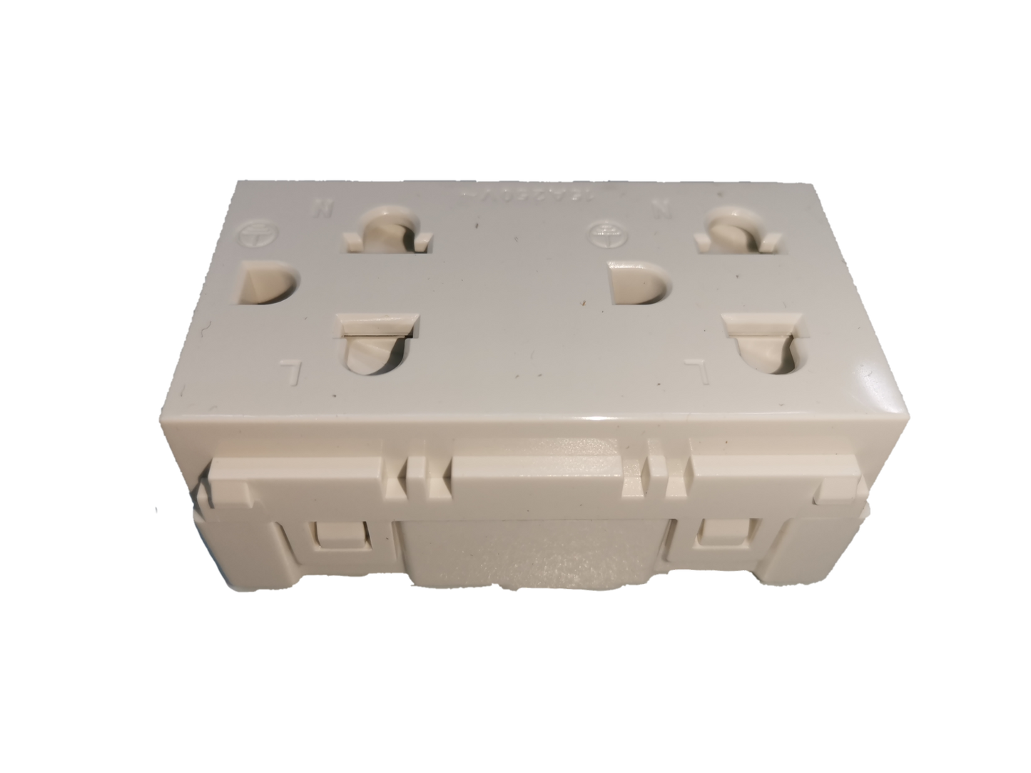 Royu Universal Duplex Outlet with Shutter white dual power socket for safe electrical connections