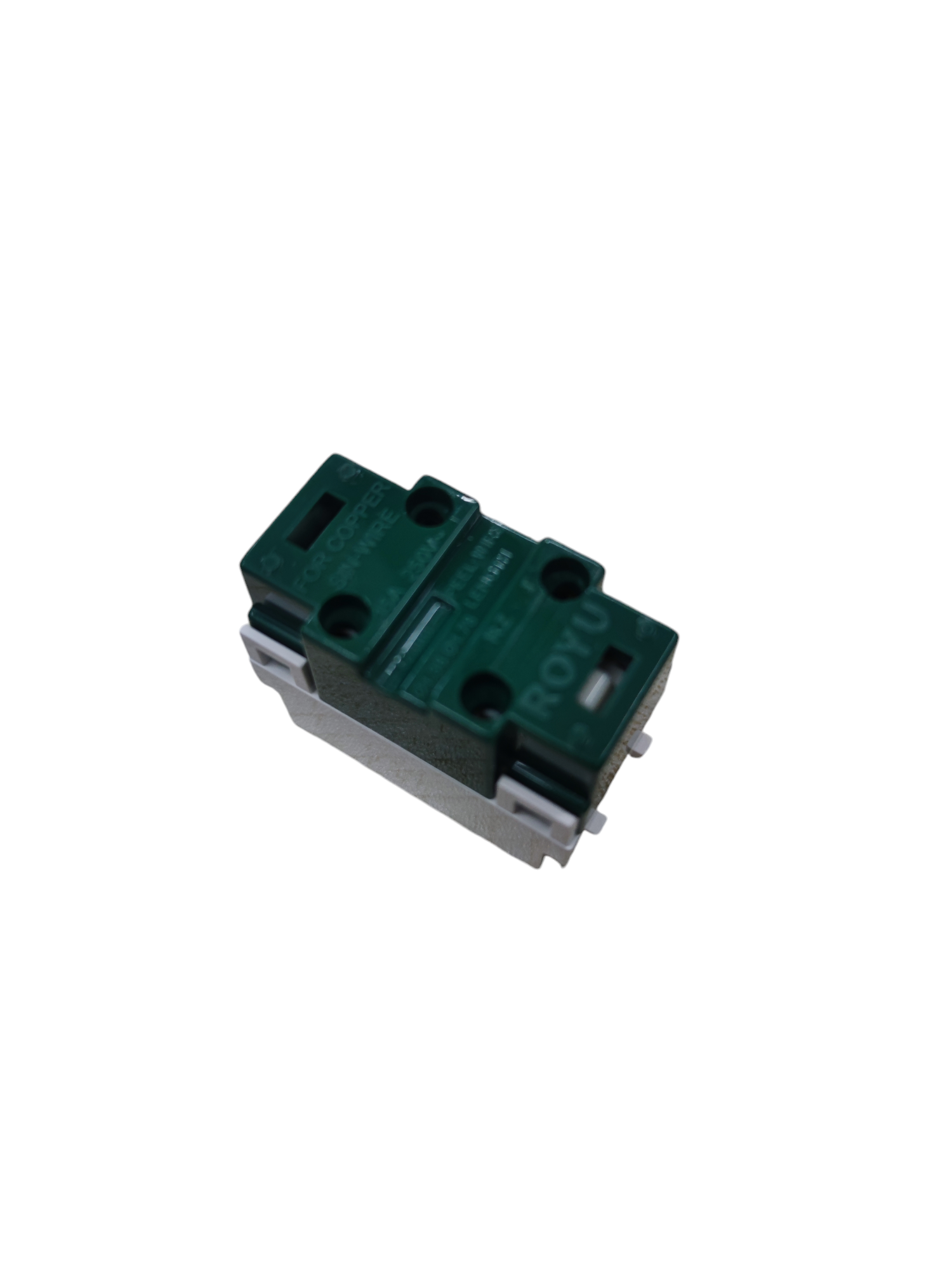 Royu universal outlet 15A 220V power point component with green top and metal base
