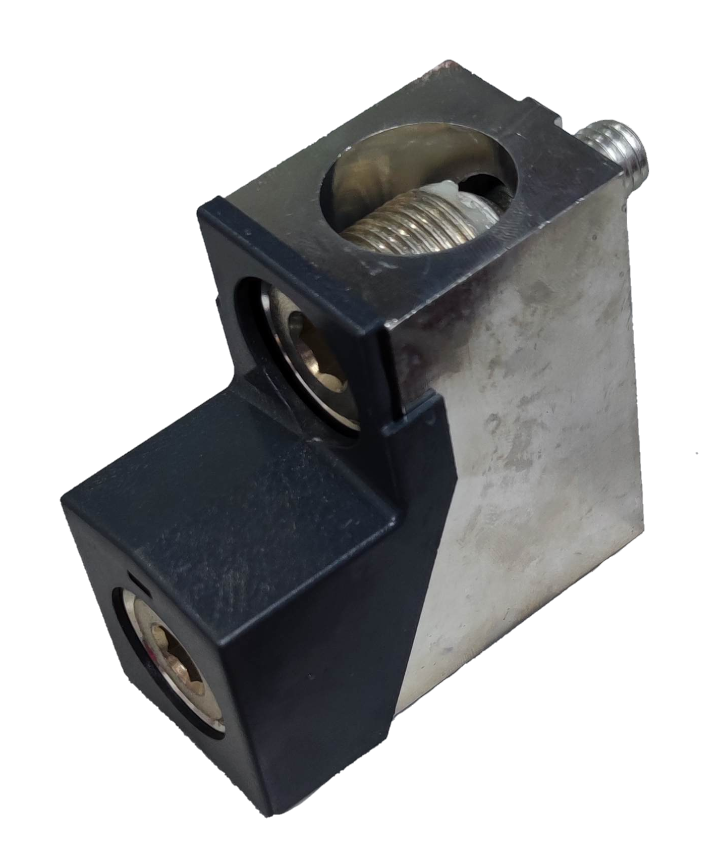 Schneider EZC400N Ampere Frame with durable metal construction for electrical circuit applications