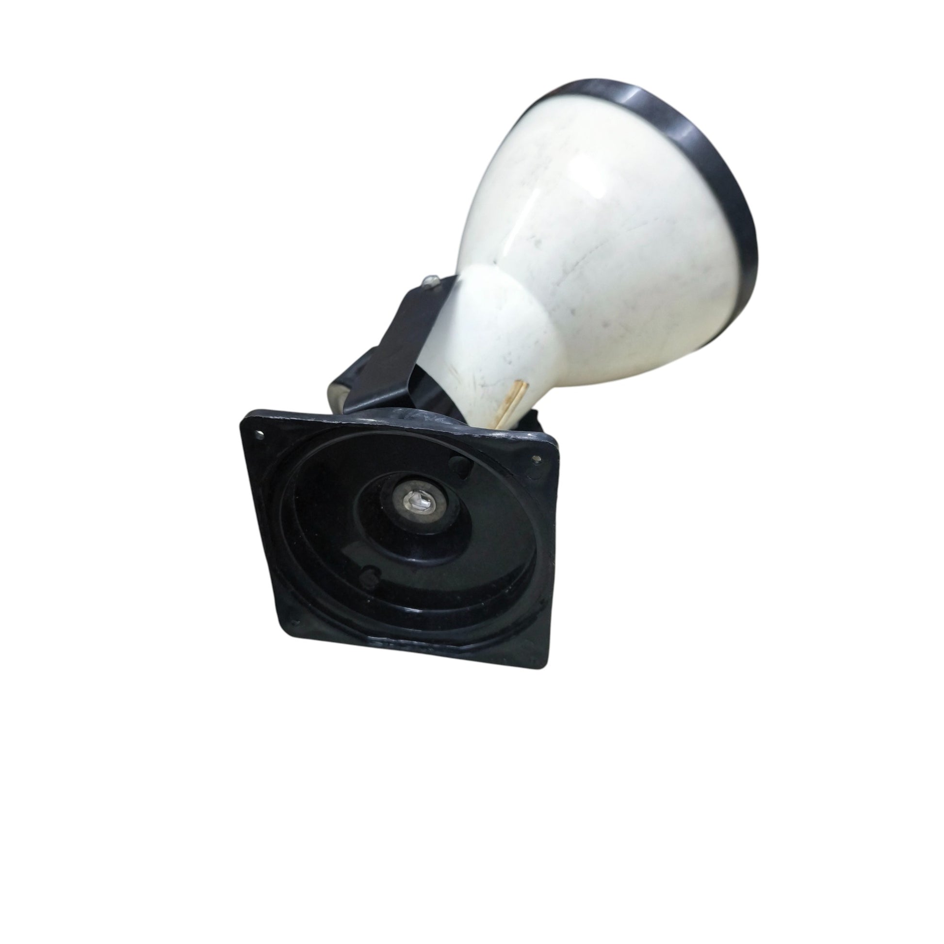 14cm E27 spot light holder in black and white with adjustable angle for versatile lighting solutions