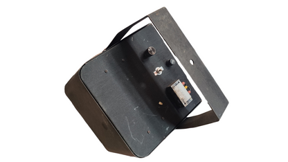 Sub Zero Strobe Light with Red Filter 220V black metal housing and mounting bracket