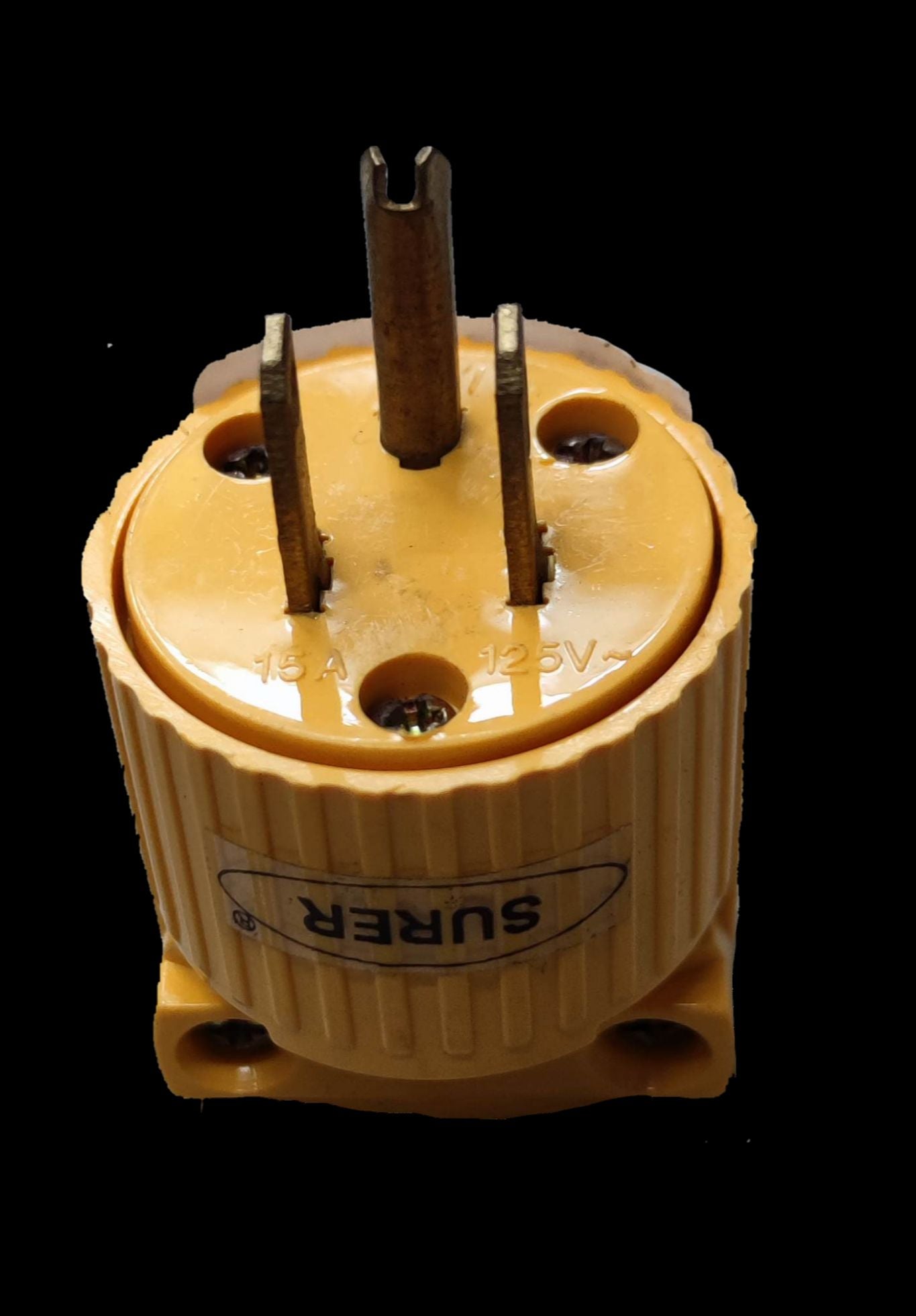 Surer flat pin with ground plug 15A 125V power plug with durable yellow casing