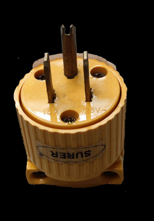 Surer flat pin with ground plug 15A 125V power plug with durable yellow casing