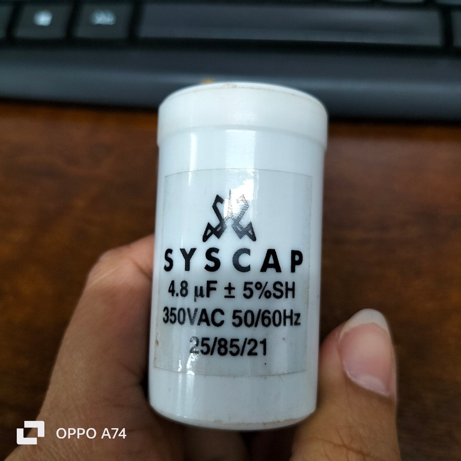 Syscap 350V AC Capacitor for Motor rated at 4.8 μF with 5% tolerance for reliable performance