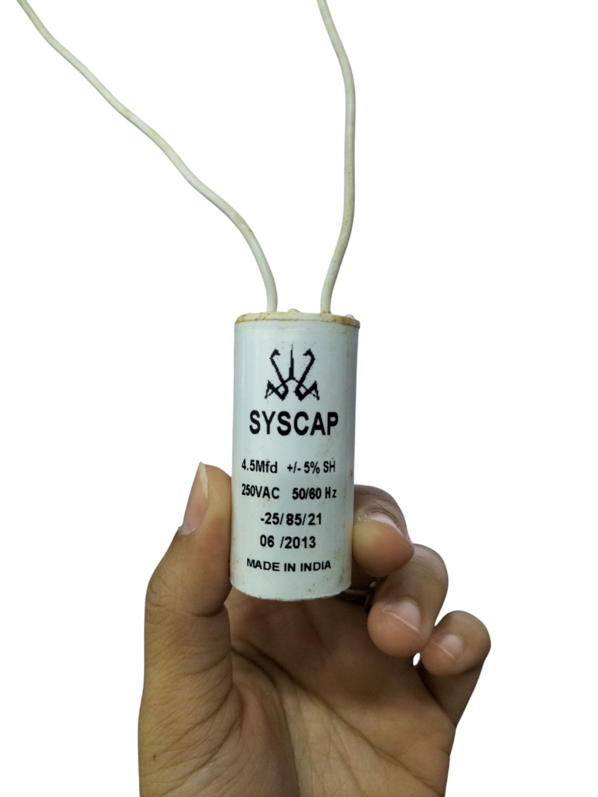 Syscap Motor Running Capacitor 250V AC with 4.5μF and durable construction for electrical applications