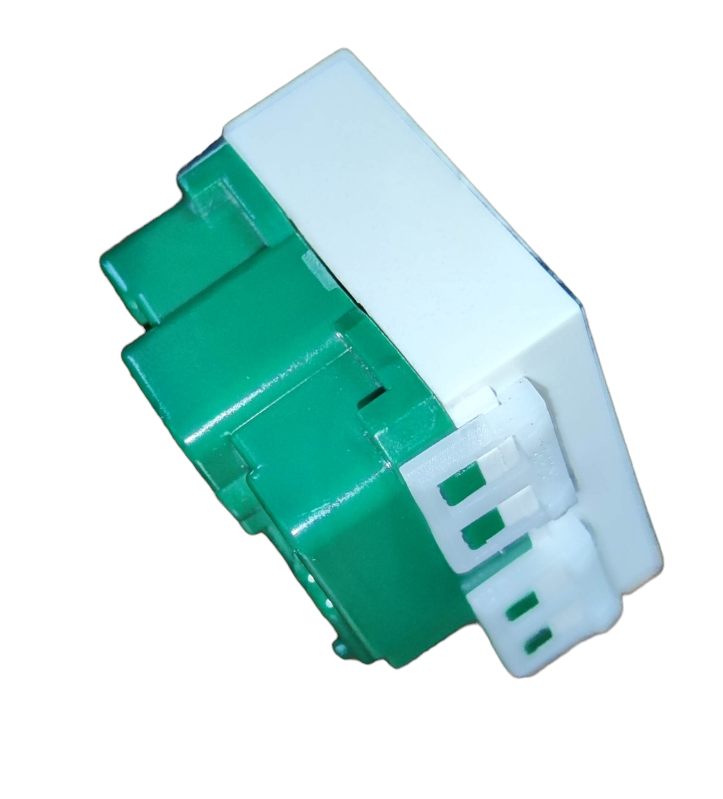 Omni Tandem Outlet 20A 220V power point with green and white housing for electrical installation
