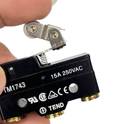 Handheld TEND Limit Switch 15A 250VAC. black micro switch with metal roller lever and brass screw terminals