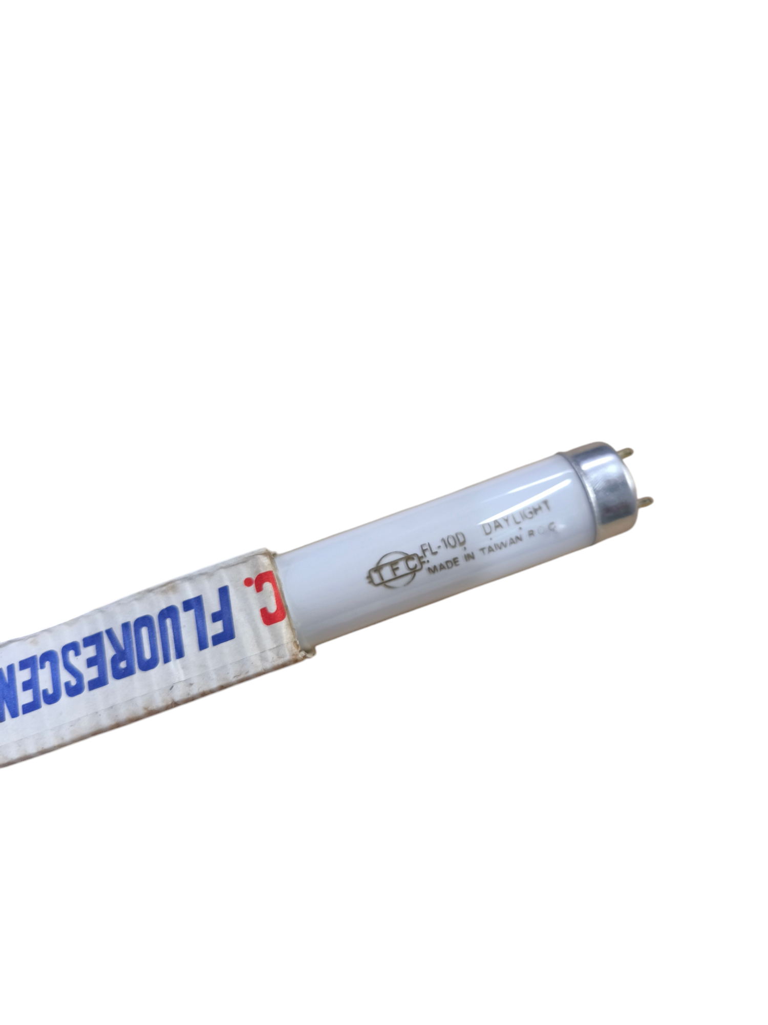 TFC 10W Fluorescent Tube Daylight T8 with energy-efficient lighting for bright indoor spaces