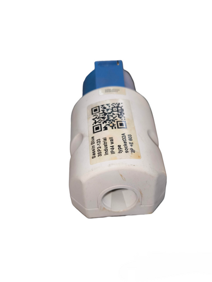 Sassin 3 Pins Industrial Outlet Wall Type with IP44 rating and ergonomic design for industrial use