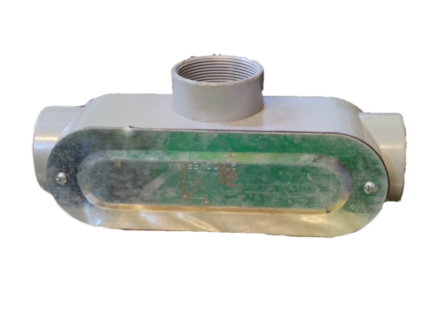 Local vendor conduit bodies threaded tee type electrical junction box with metal cover