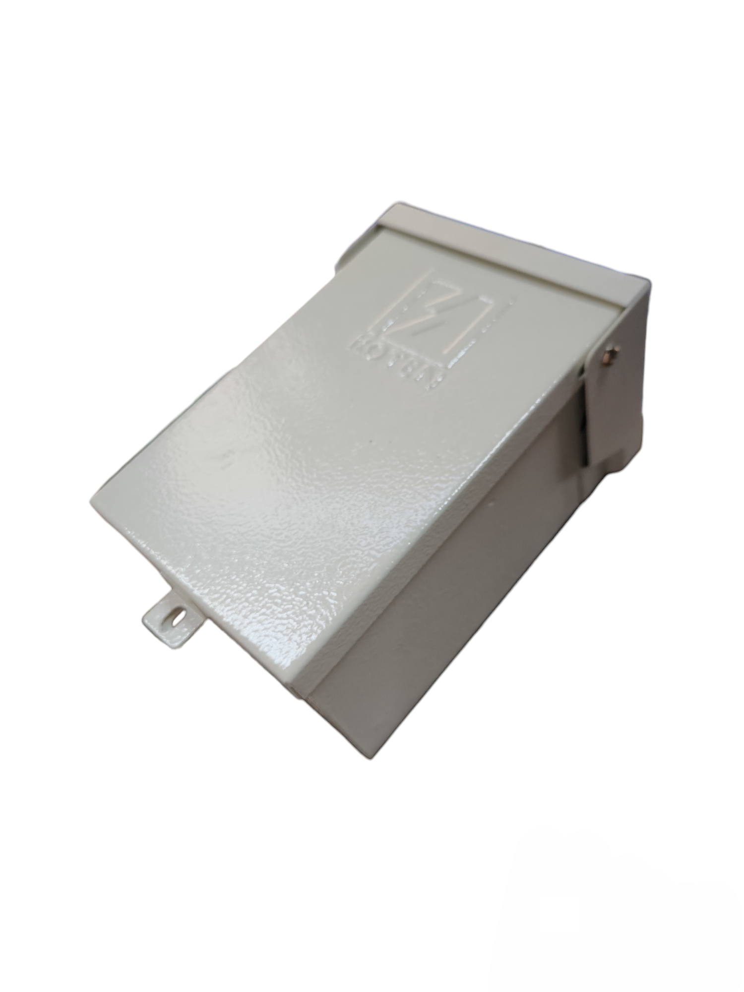 Koten Miniature Circuit Breaker 3Pole enclosure cover in gray metal for electrical circuitry
