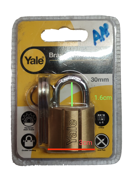 Yale Brass Padlock 140 with 30mm hardened steel shackle and double locking mechanism