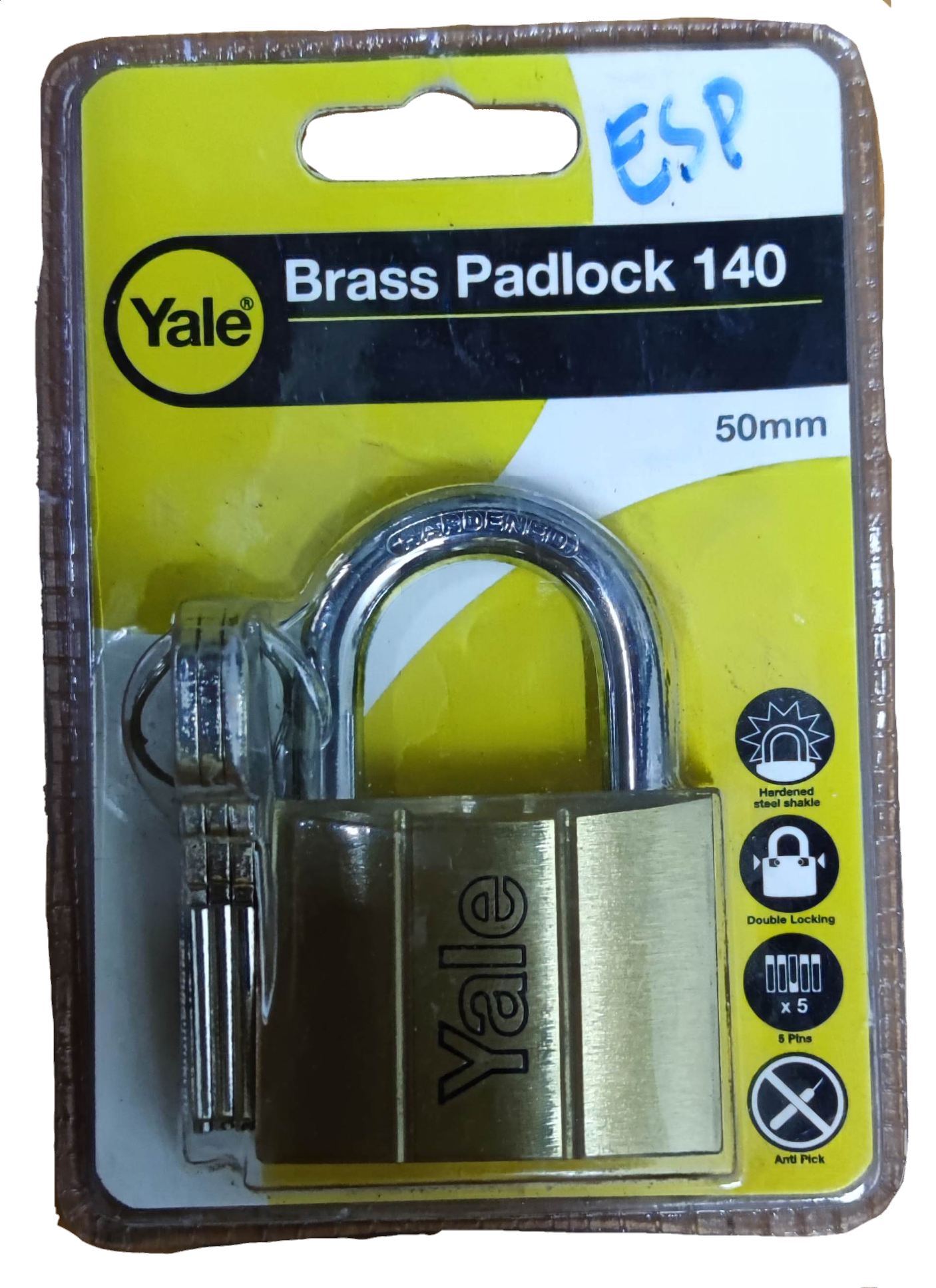 Yale Brass Padlock 140 with hardened steel shackle and double locking security 50mm