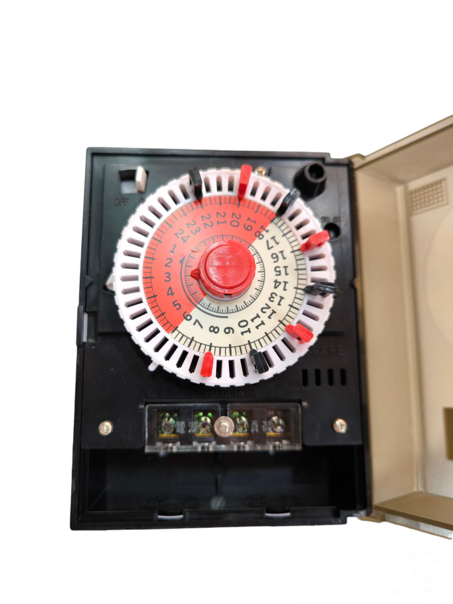 Yamasa 24 Hour Programmable Timer 3A 220V with adjustable dial for scheduling appliances