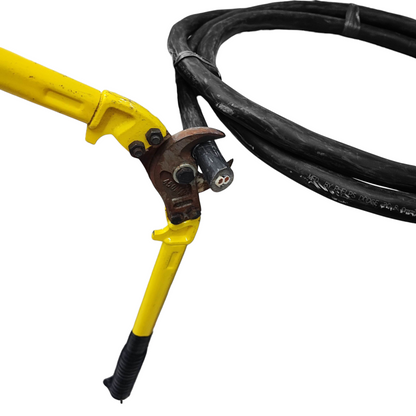 Yellow 18 inch bolt cutter cutting thick black cable hand tool from China